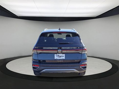 New 2025 Volkswagen Taos SE image 6