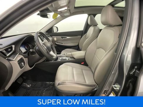 Used 2025 INFINITI QX50 Luxe image 9