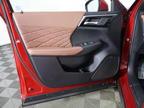 New 2025 Mitsubishi Outlander SEL image 30