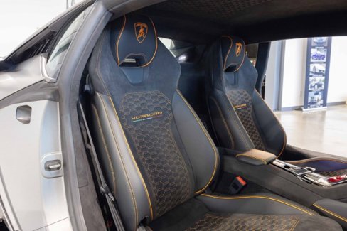 Used 2024 Lamborghini Huracan Tecnica image 13