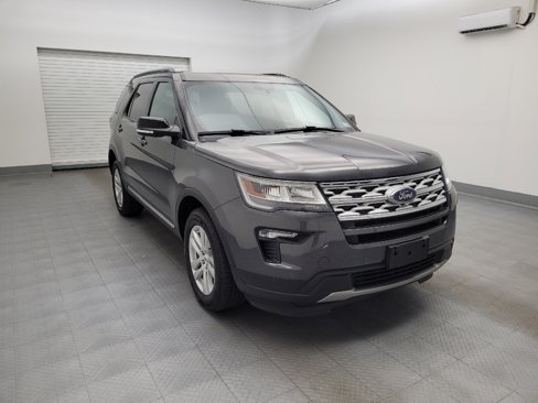 Used 2018 Ford Explorer XLT w/ Equipment Group 202A image 13