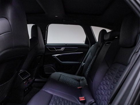 New 2025 Audi RS 6 performance image 28