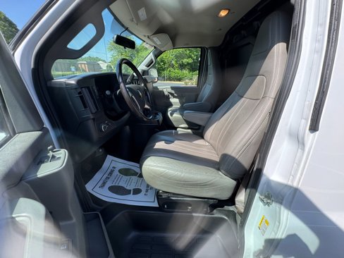 Used 2019 Chevrolet Express 2500 w/ Driver Convenience Package image 12