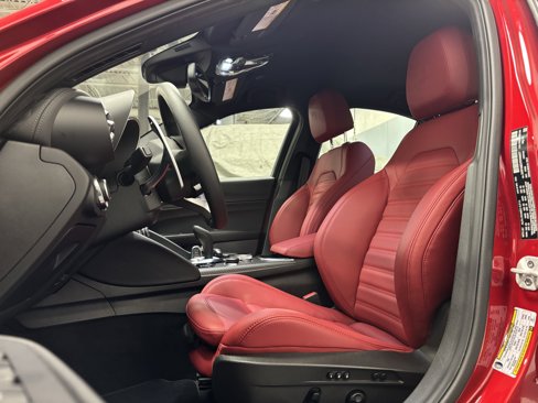 New 2024 Alfa Romeo Giulia Quadrifoglio image 3