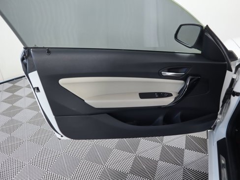 Used 2019 BMW 230i Coupe w/ Convenience Package image 24