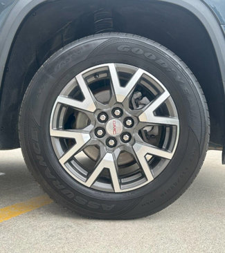 Used 2020 GMC Acadia SLE image 41