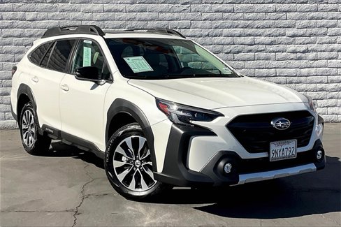 Used 2025 Subaru Outback Limited image 12