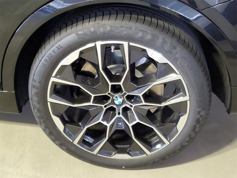New 2026 BMW X7 M60i image 5