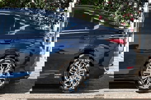 Used 2021 Lexus ES 300h w/ Premium Package image 19