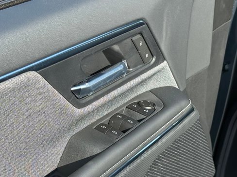 New 2026 GMC Sierra EV Elevation image 16