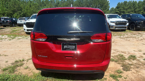 New 2026 Chrysler Voyager LX image 9