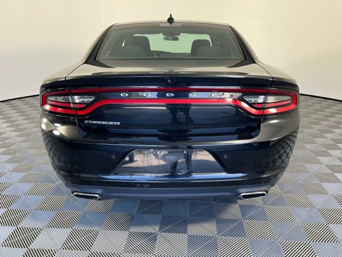Used 2023 Dodge Charger SXT image 4