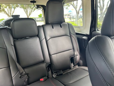 New 2025 Jeep Wrangler Unlimited Rubicon image 15