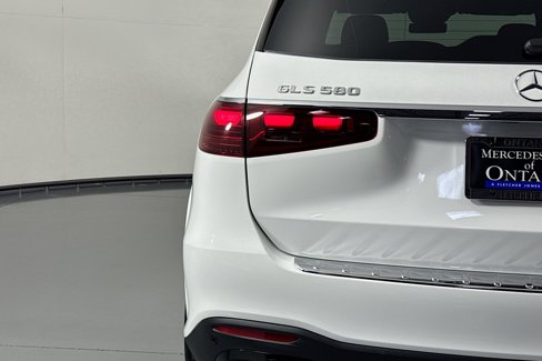 New 2026 Mercedes-Benz GLS 580 4MATIC image 15