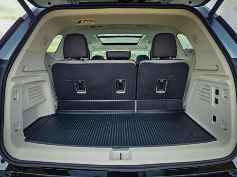 New 2026 GMC Acadia Denali w/ Super Cruise Package image 44