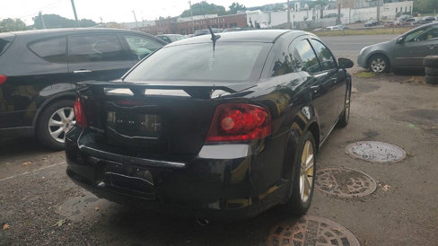 Used 2011 Dodge Avenger Heat image 7