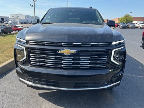 New 2026 Chevrolet Suburban High Country image 2