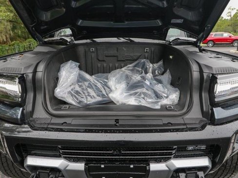 New 2026 GMC Hummer EV SUV image 30