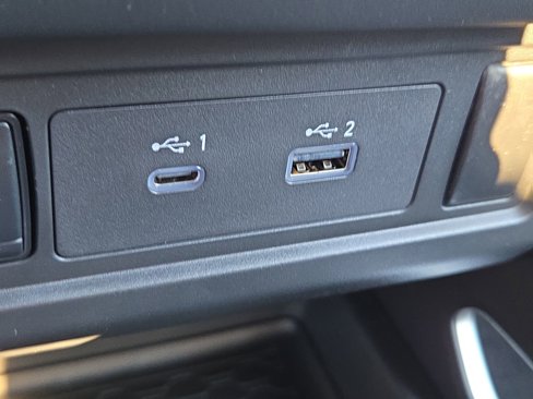 Used 2025 Nissan Frontier SV image 23