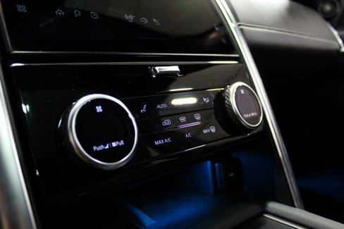 Used 2023 Land Rover Discovery HSE R-Dynamic image 27