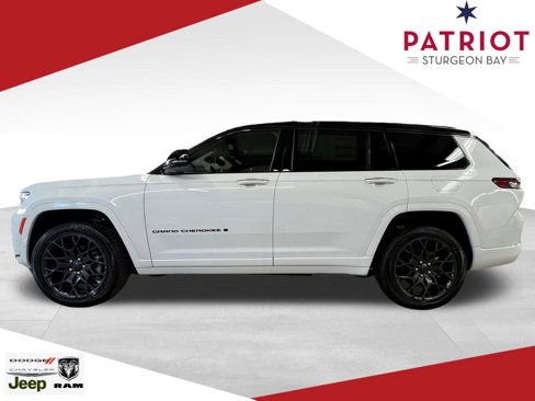 New 2025 Jeep Grand Cherokee L Summit w/ Advanced Protech Group IV image 8