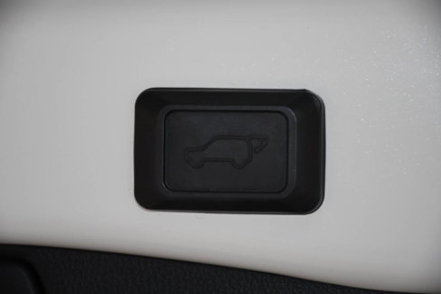 Used 2020 Toyota RAV4 XSE image 21
