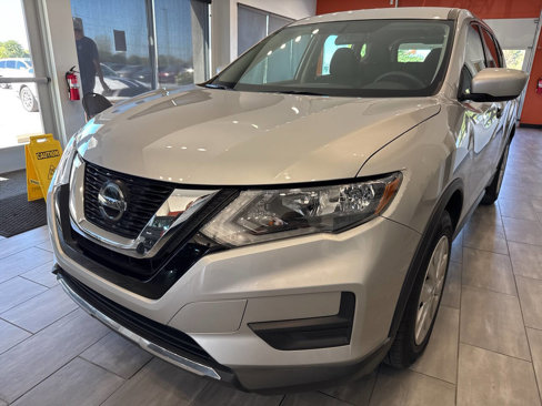 Used 2018 Nissan Rogue S image 7