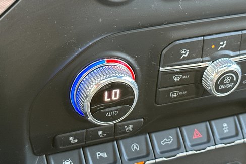 Used 2020 GMC Sierra 1500 SLT w/ SLT Premium Plus Package image 28
