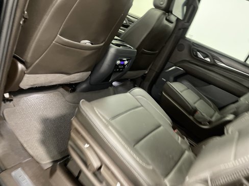 Used 2023 GMC Yukon Denali image 17