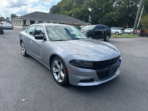 Used 2018 Dodge Charger R/T image 1