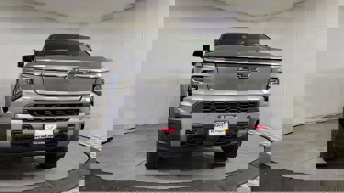 New 2026 Chevrolet Silverado EV Trail Boss image 3