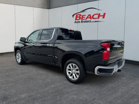 Used 2021 Chevrolet Silverado 1500 LTZ w/ Technology Package image 3