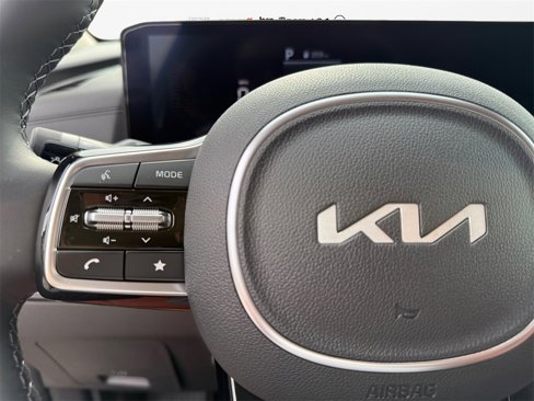 New 2026 Kia Carnival EX image 25