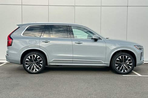 New 2026 Volvo XC90 B6 Plus image 6