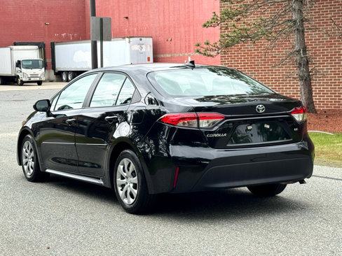 Used 2023 Toyota Corolla LE image 4