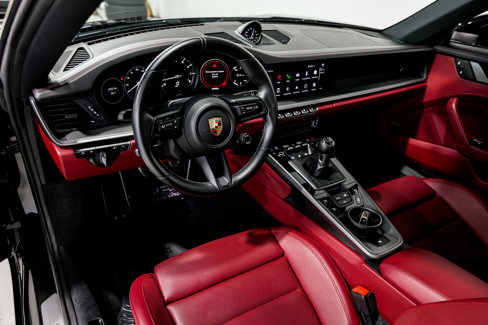 Used 2022 Porsche 911 Carrera S image 9