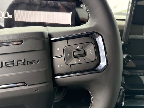 New 2026 GMC Hummer EV 4x4 Crew Cab image 13