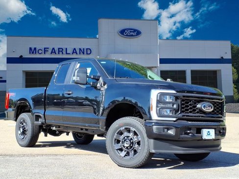 New 2026 Ford F350 XL image 1