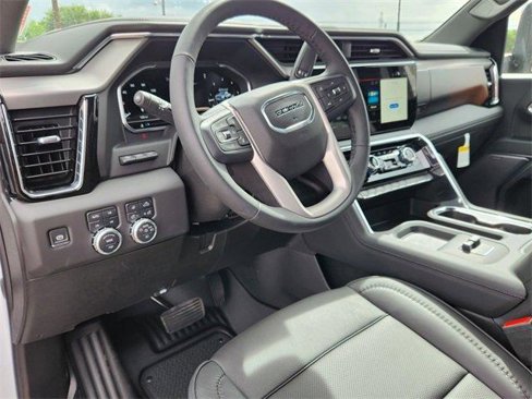 New 2025 GMC Sierra 2500 Denali w/ Denali Reserve Package image 7