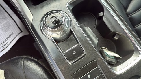 Used 2020 Ford Fusion SEL image 20