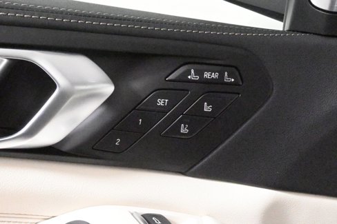 New 2026 BMW X7 M60i image 30