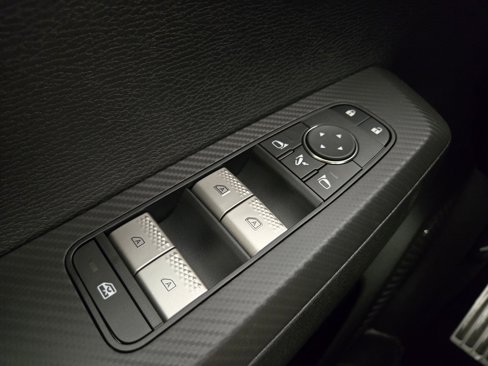 New 2025 Mitsubishi Outlander SEL image 30