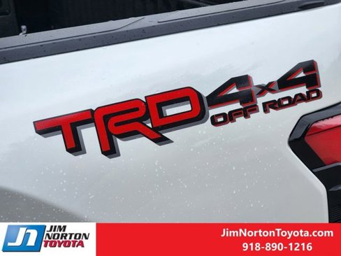 New 2026 Toyota Tundra Platinum image 9