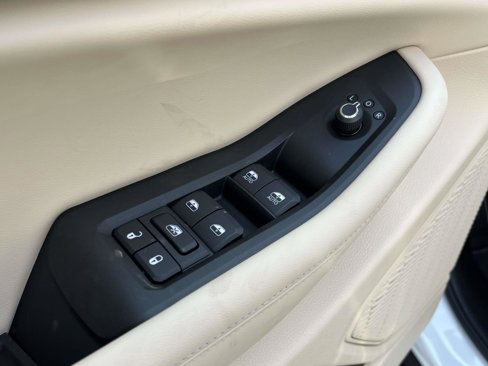 New 2025 Jeep Grand Cherokee L Limited image 18