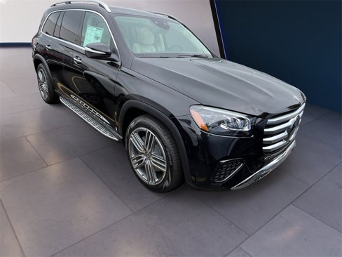 New 2025 Mercedes-Benz GLS 450 4MATIC image 4