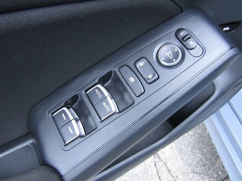Used 2024 Honda Civic Sport image 11