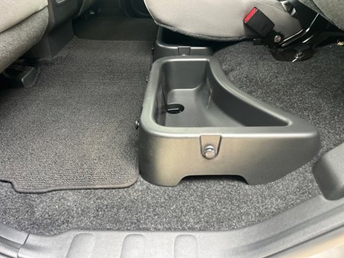 Used 2022 Nissan Frontier SV image 36