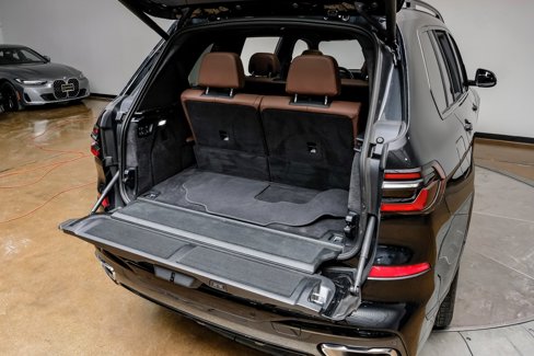 Used 2024 BMW X7 xDrive40i w/ M Sport Package image 62
