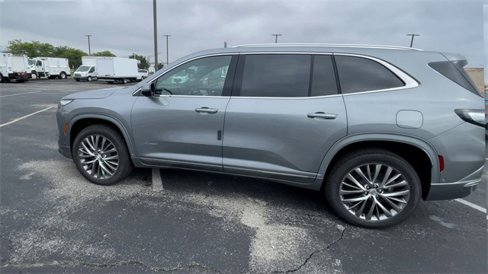 New 2026 Buick Enclave Avenir w/ Super Cruise Package image 7