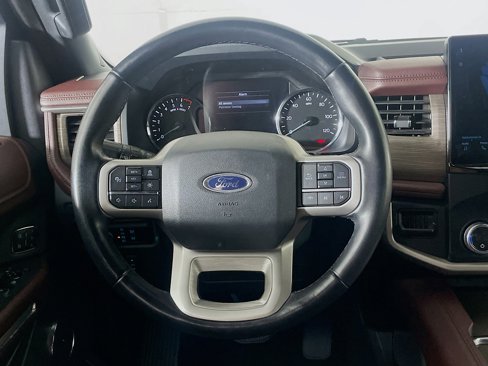 Used 2024 Ford Expedition Limited image 18
